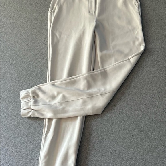 Bundle - Lululemon softstreme set - Picture 8 of 9